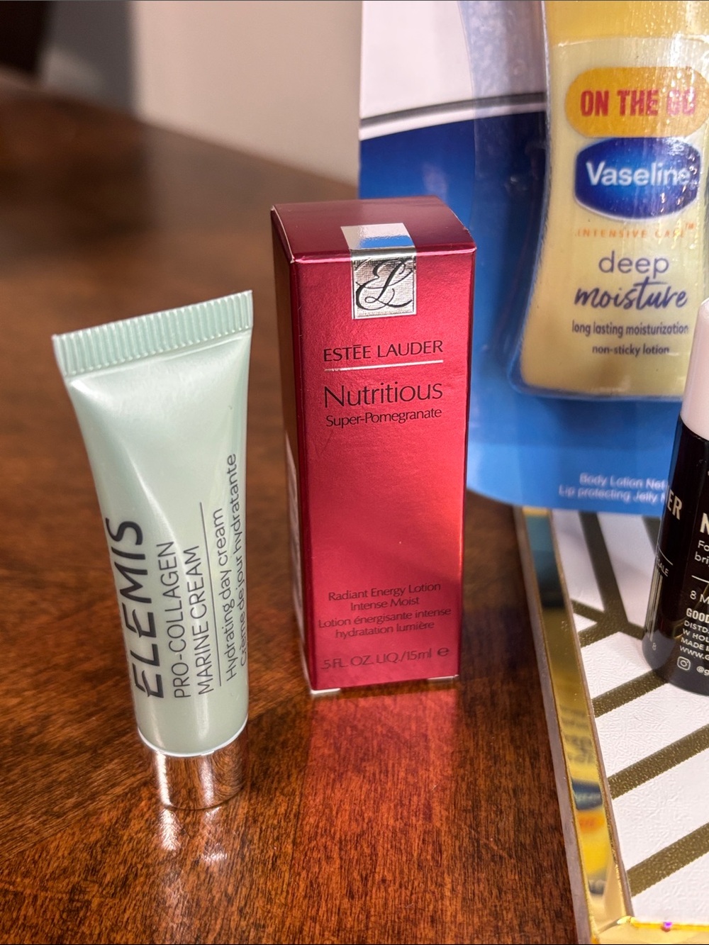 🔥Hello Hydration- 8pc Skin Care Bundle - Picture 3 of 9